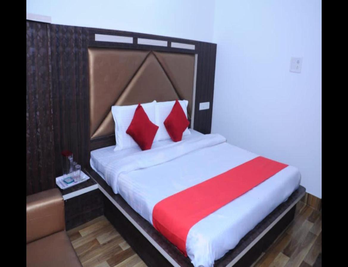 Hotel Lords Paradise Katra  Ngoại thất bức ảnh