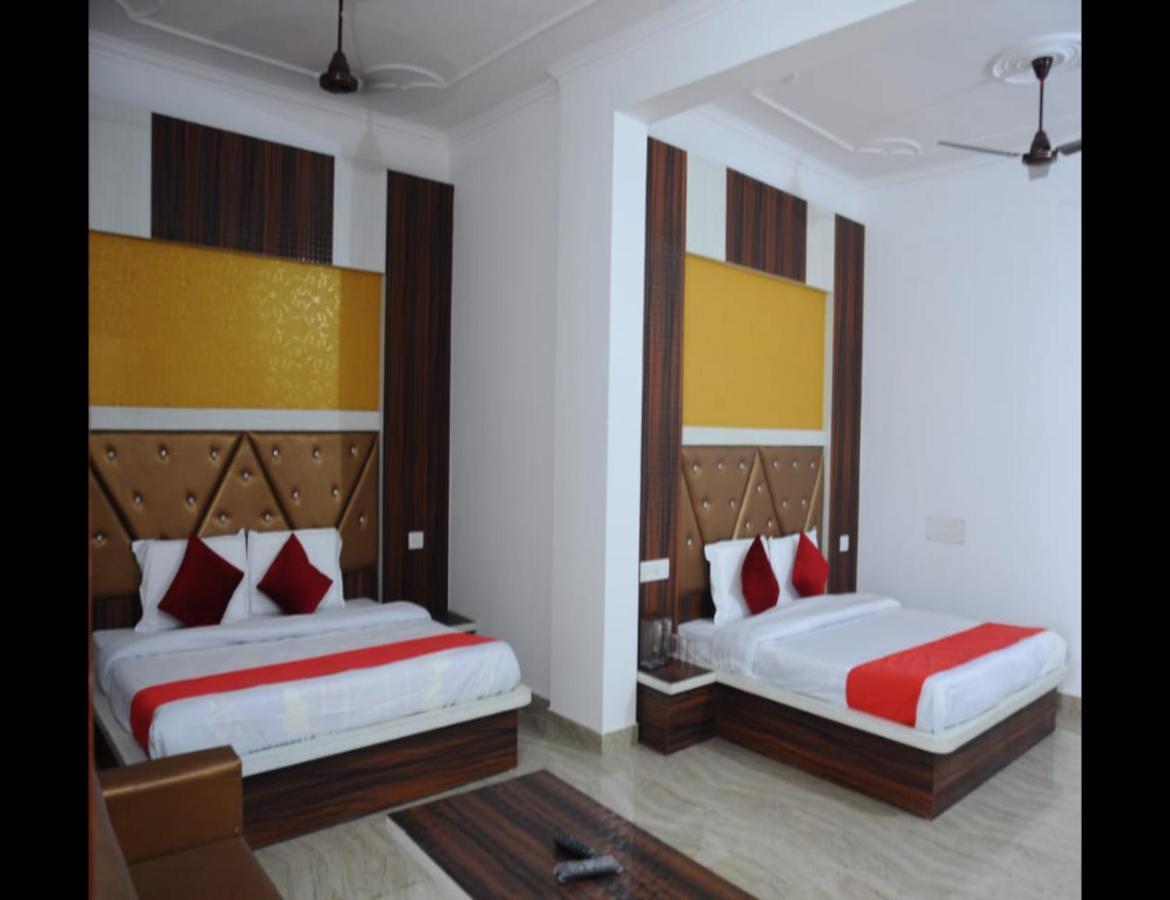 Hotel Lords Paradise Katra  Ngoại thất bức ảnh