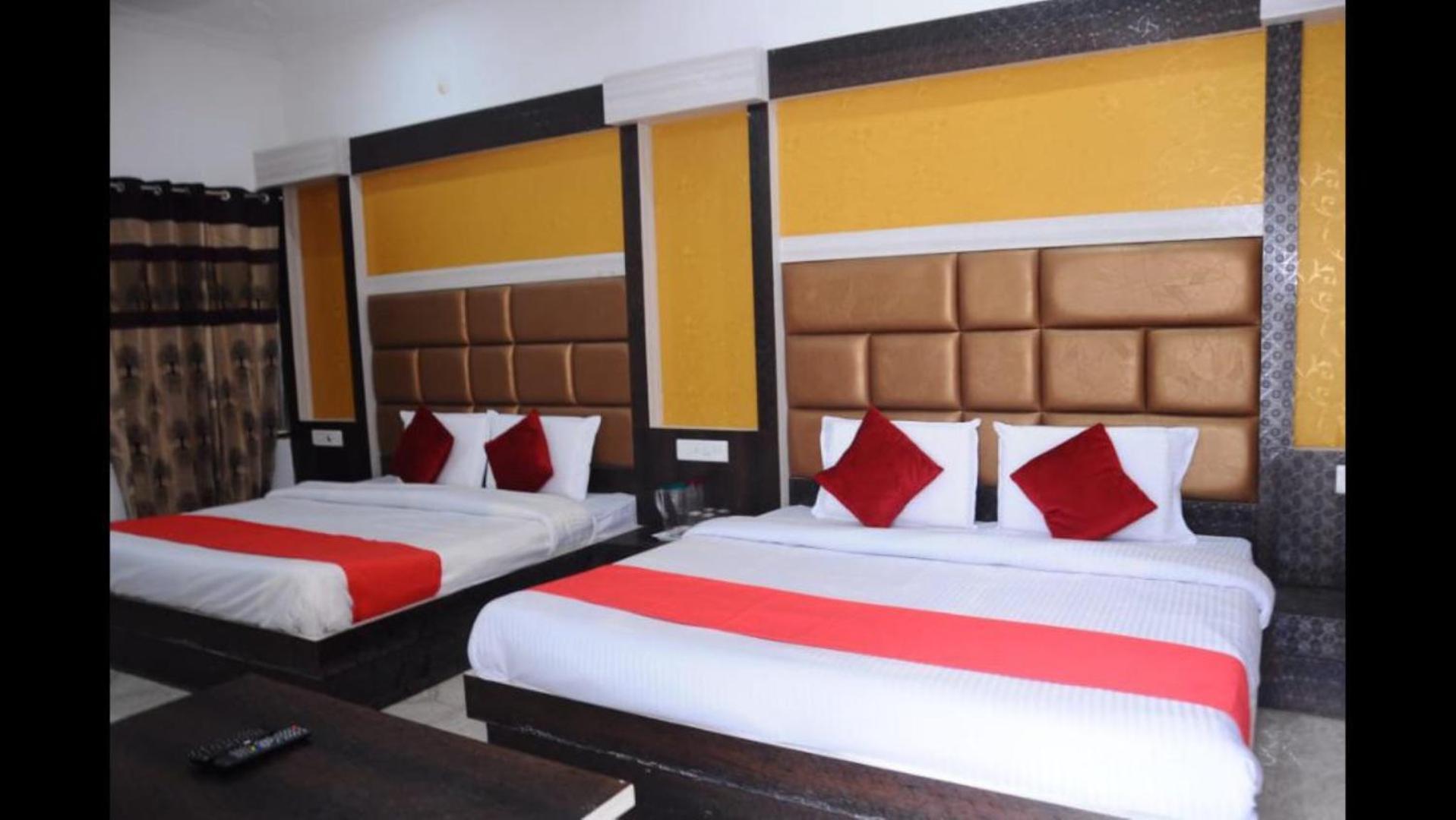 Hotel Lords Paradise Katra  Ngoại thất bức ảnh